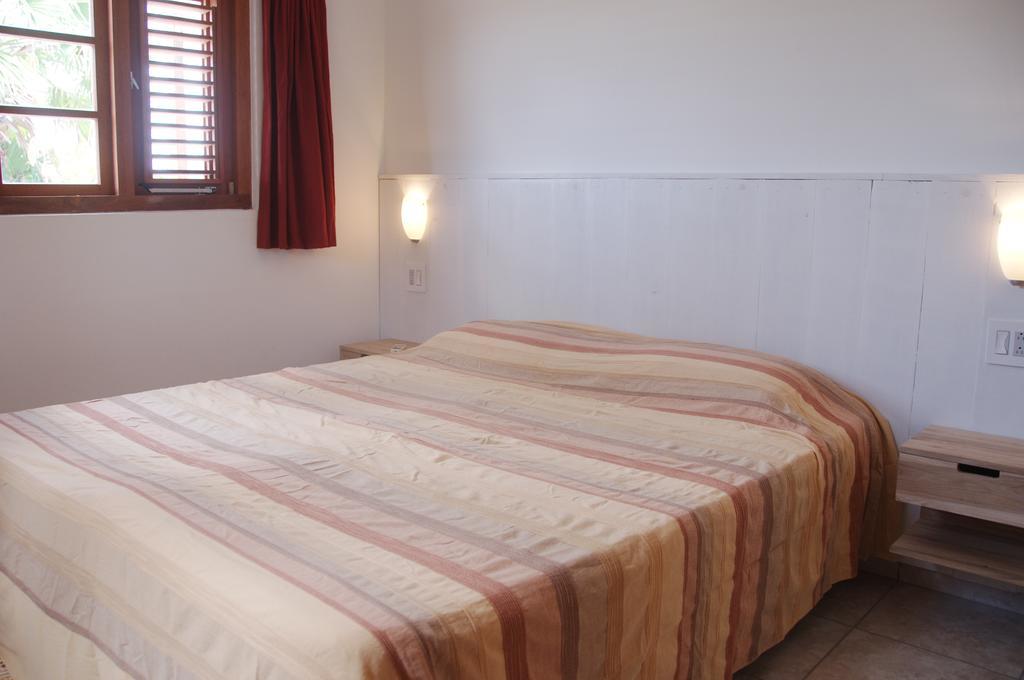 Bantopa Apartments Willemstad Ruang foto