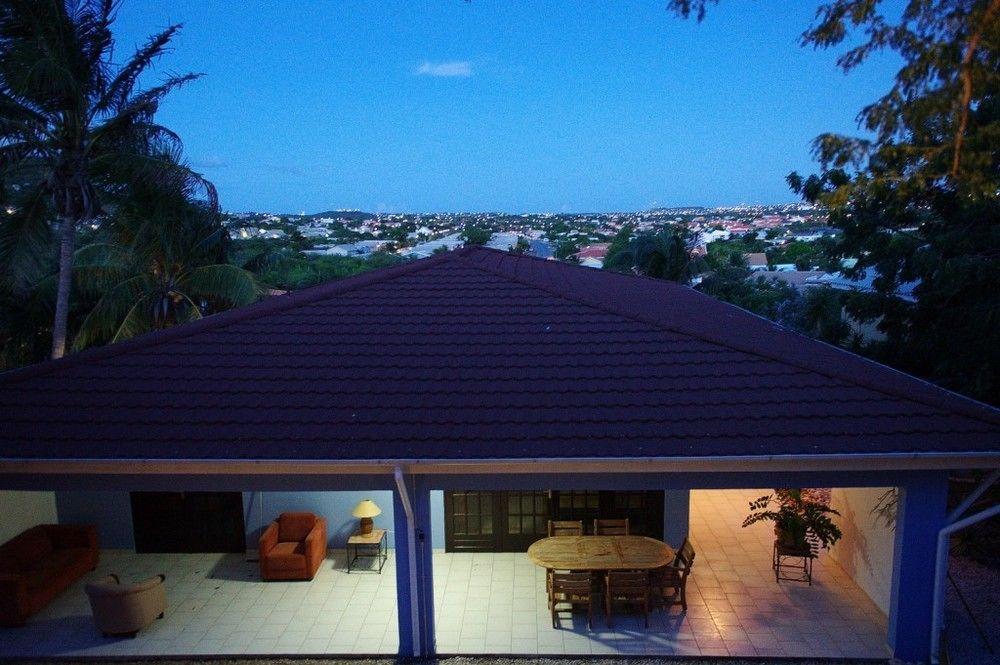 Bantopa Apartments Willemstad Bagian luar foto